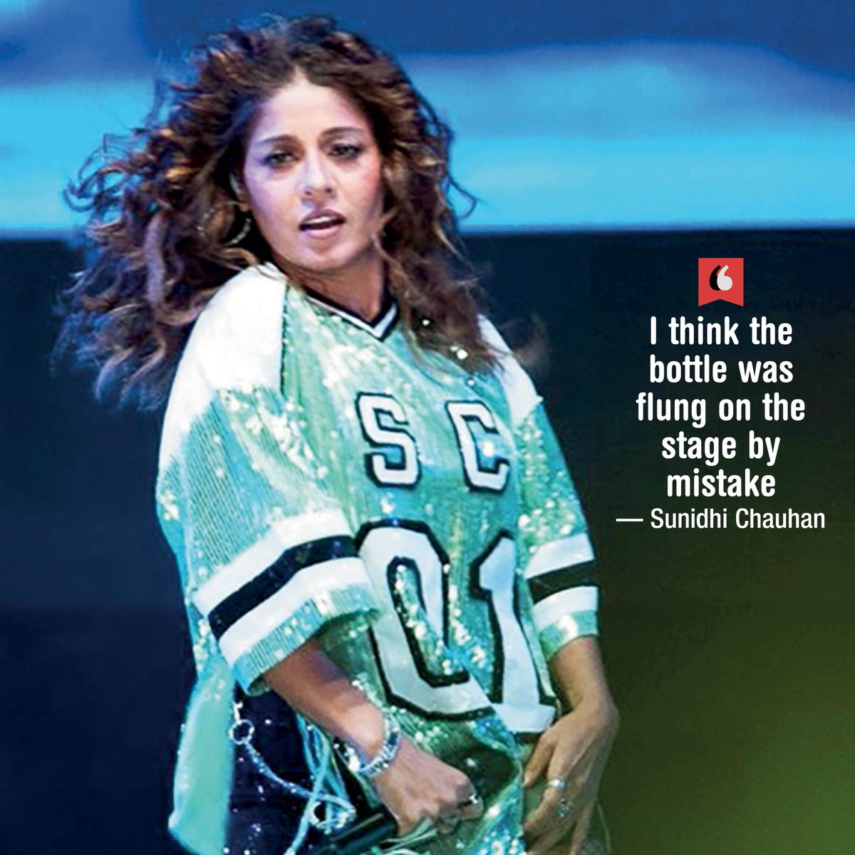 'I was assured that this was only by mistake,' says @SunidhiChauhan5 about the bottle incident that happened on stage while she was performing in #Dehradun Read: shorturl.at/iqvxQ #SunidhiChauhan #SunidhiChauhanLive #TrendingNow