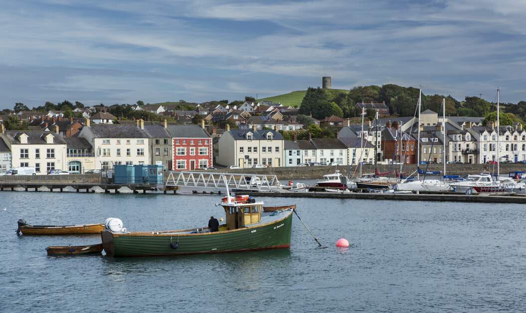 If you fancy a quiet retreat with a side of character, Portaferry is your spot. 🛥️🌿 Tucked away on the coast in County Down, it’s the perfect place for a laid-back day of seaside strolls.