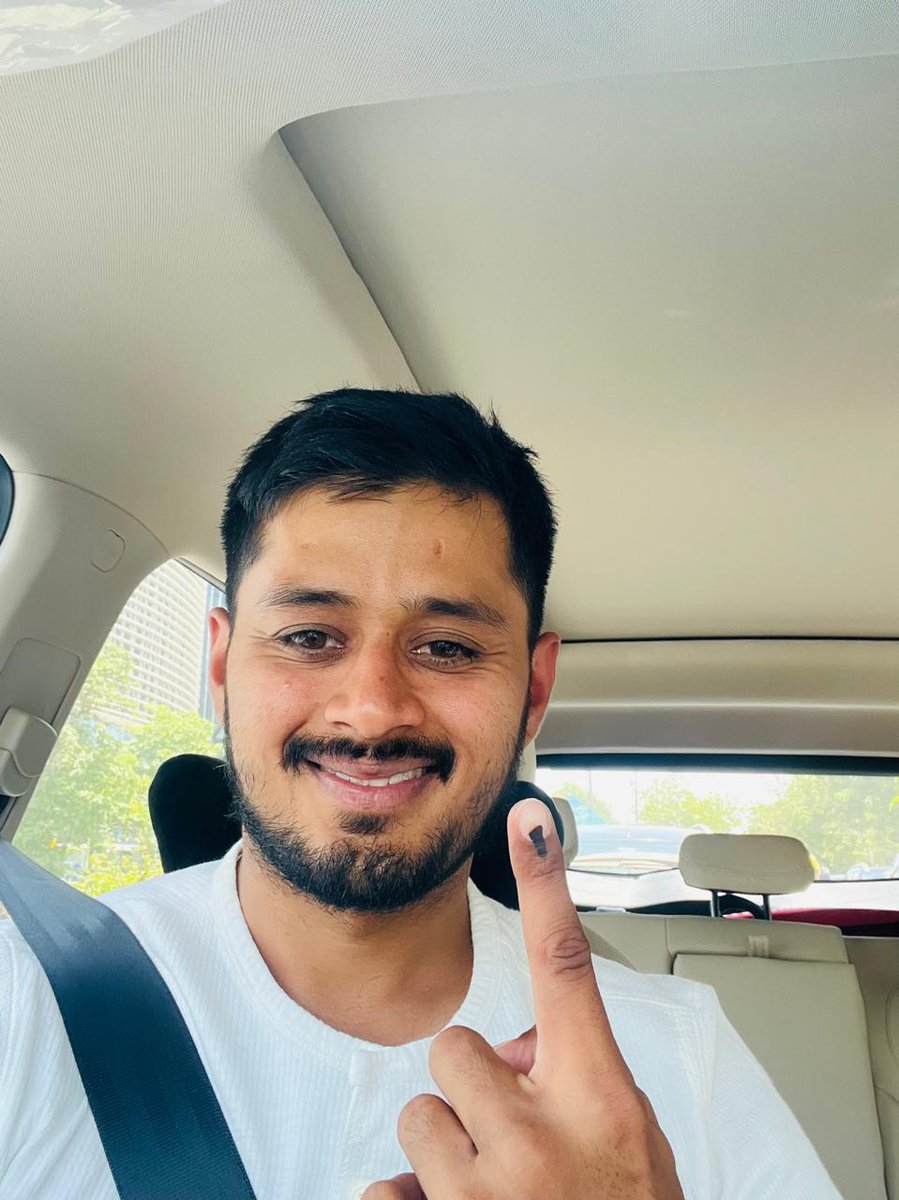 #LokSabhaElection2024: @PKpanchal09 casts his vote in #Ahmedabad. #Gujarat