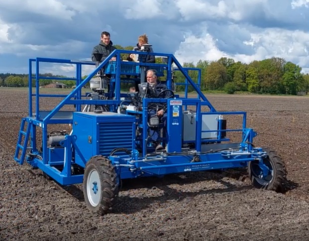 Goed nieuws vanuit <a href="/ProeftuinDePeel/">AgroProeftuin de Peel</a>. Bij Bijzonder Brabants en Ekoboerderij de Lingehof zijn de proefvelden mengteelten met lupine, haver en deder ingezaaid. Binnenkort volgen de veldjes op rivierklei.