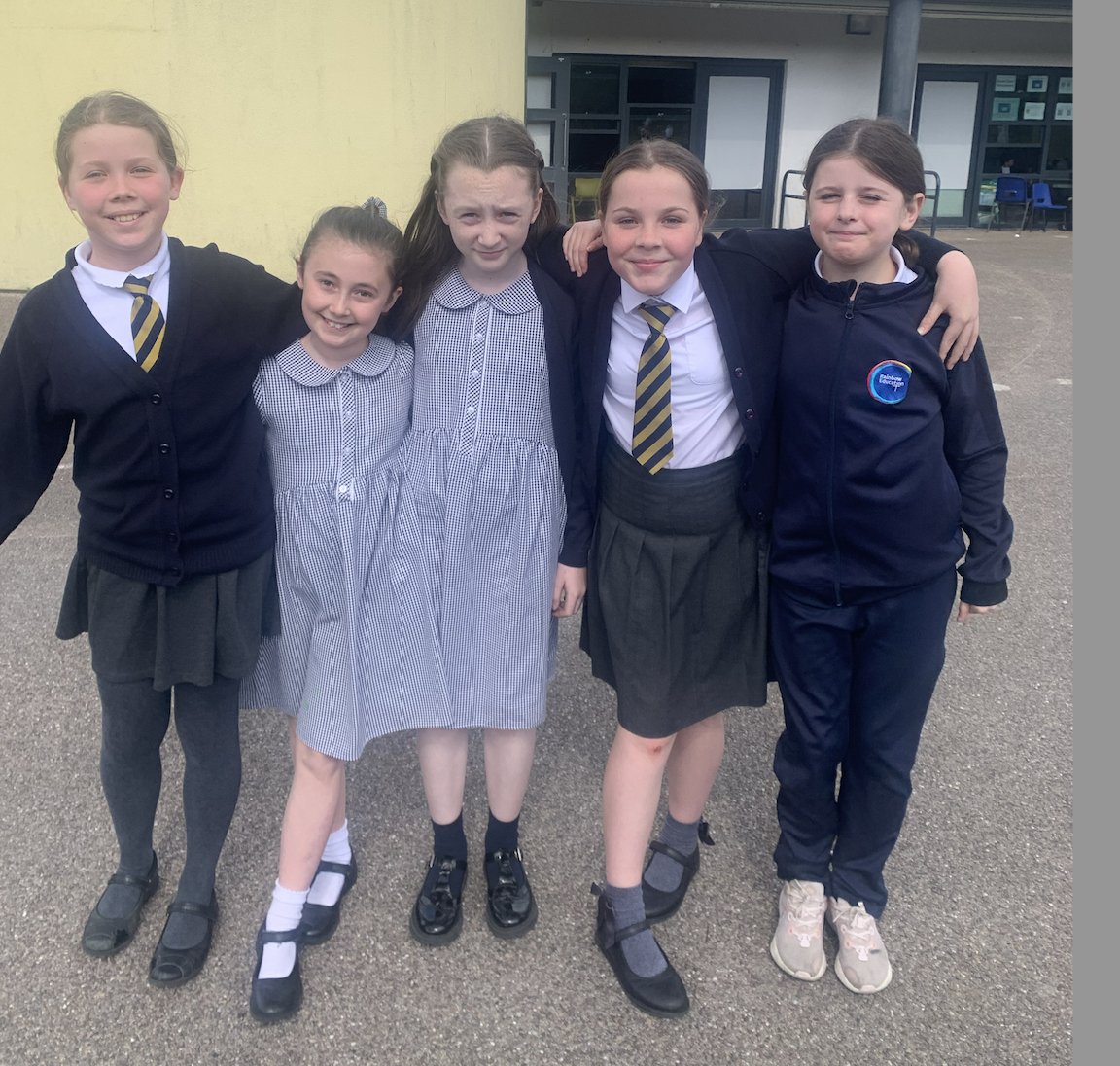Year5CCPS's tweet photo. We enjoyed some fun in the sunshine as a reward  for 5 days of 100% attendance https://t.co/XTaXrX1S7g