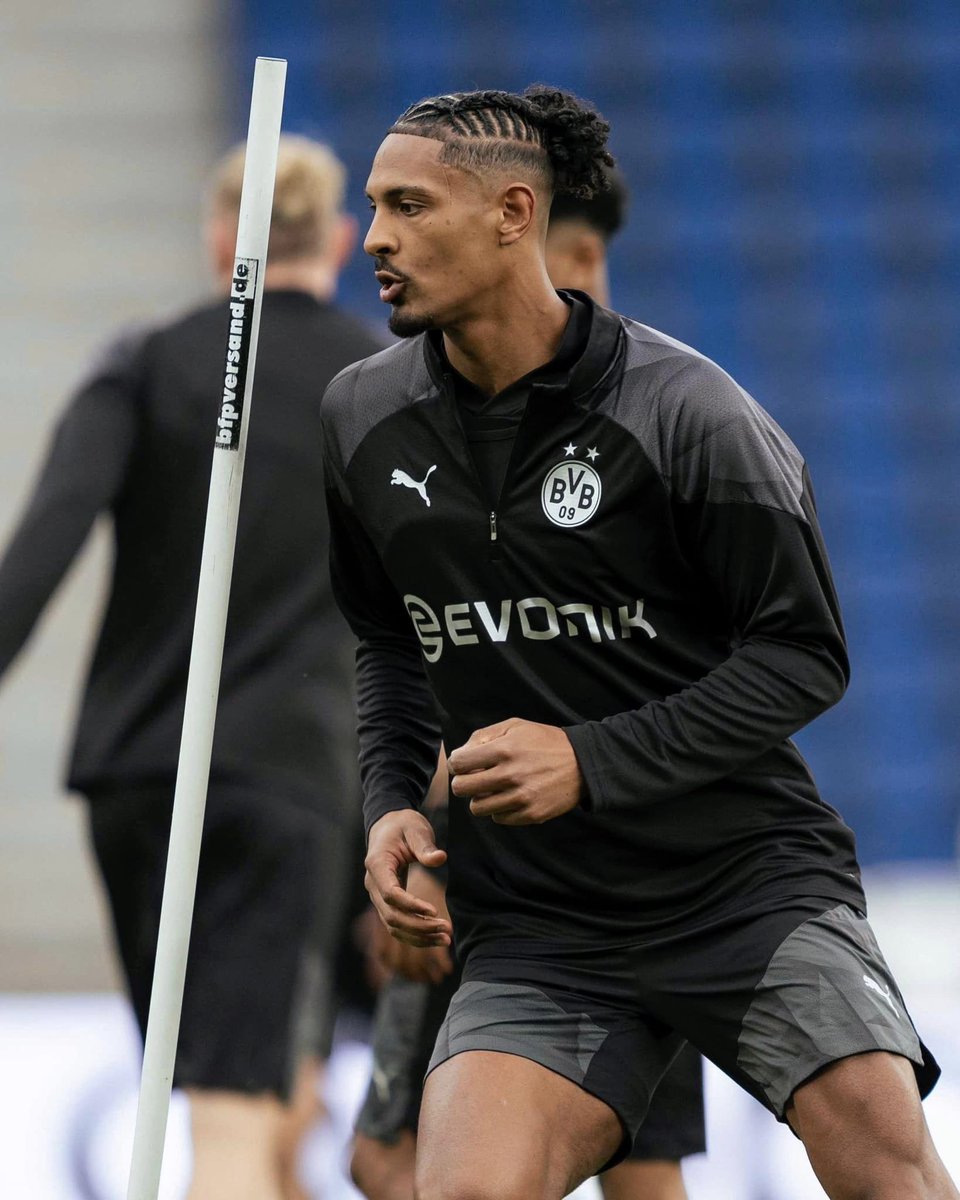 L’international ivoirien 🇨🇮 Sébastien Haller dans le groupe du Borussia Dortmund pour affronter le PSG ce mardi en demi-finale de la Ligue des champions 😍🔥🔥

#PulseSports