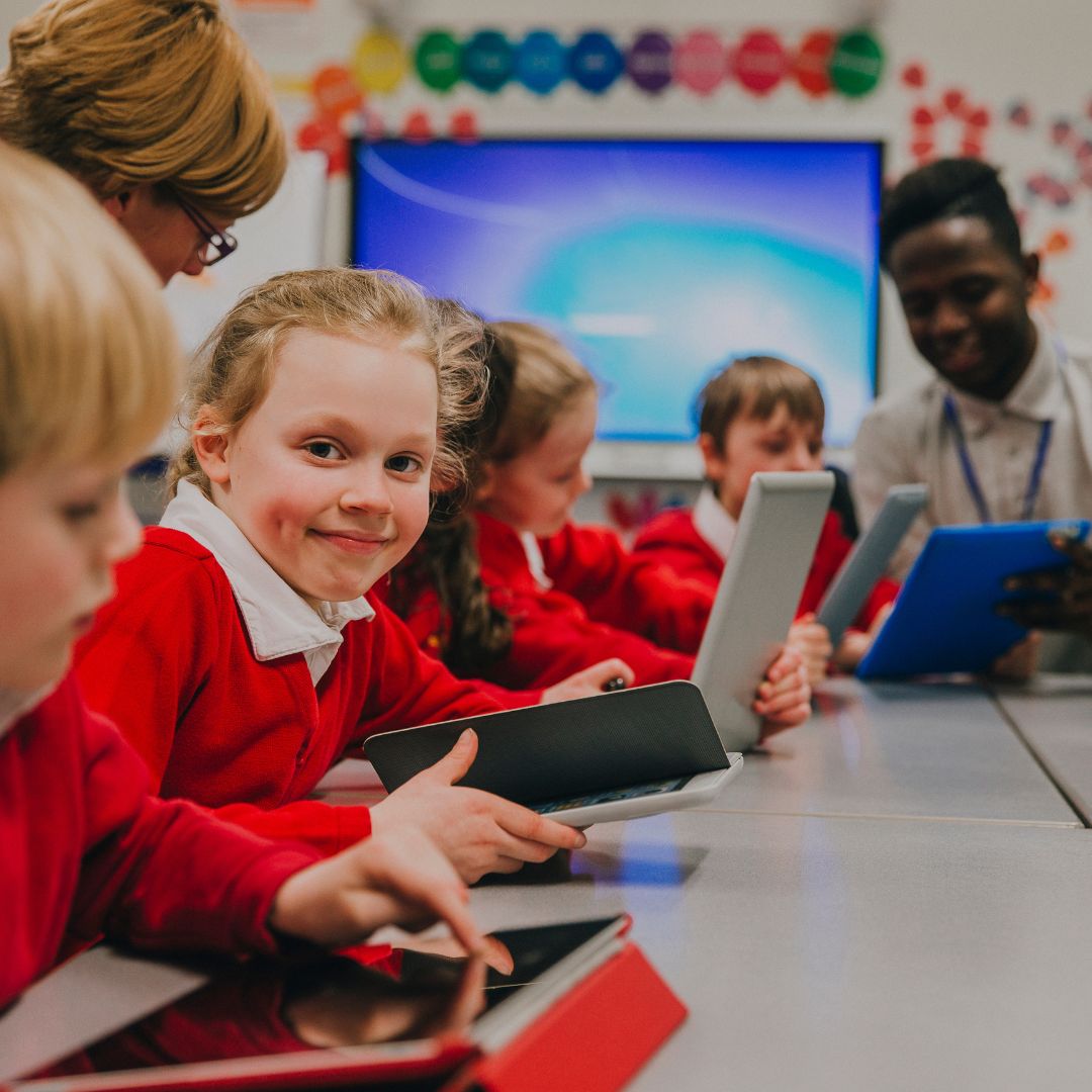 Are you interested in training to teach in your local area and studying a PGCE? 🍎 Join us for our upcoming in-person PGCE Open Evening on Thursday 9th May! Book now: bit.ly/3UnT7tD