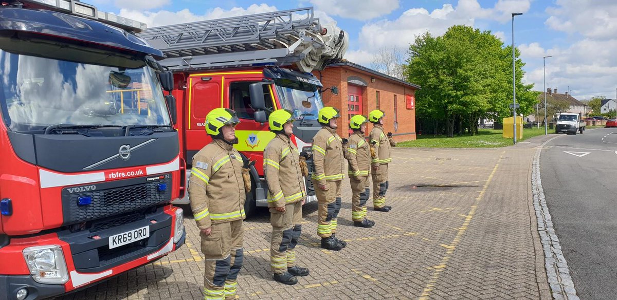 On Saturday, 4 May we marked Firefighters' Memorial Day. The day is organised by @FireMemTrust to pay tribute to, and remember, those who have died or have been injured as a result of their duties. @CrowthorneStn @WhitleyWoodFS