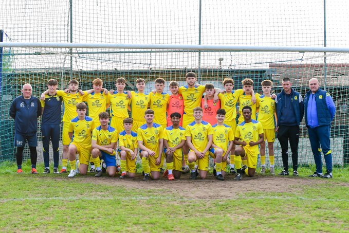 The end of their term for a few of these @TiviYouth players. We wish them all well and hope they will continue wearing the @TiviFCofficial next season and beyond #TiviFamily 💛💙