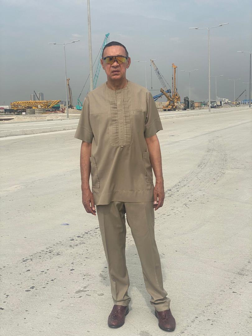 Today, I visited the Lagos-Calabar coastal road construction site with my good friend, the former governor of Cross River State, H.E Donald Duke. The project is truly magnificent and unlike any other. Upon completion, it will undoubtedly be recognized as one of the greatest…