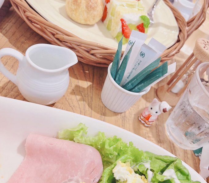 「食べ物 サンドイッチ」のTwitter画像/イラスト(新着)