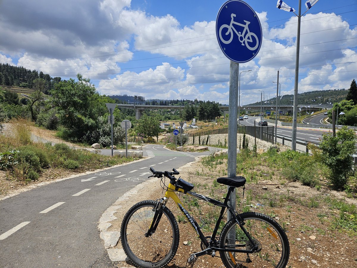 Oded Magger (@o_magger) on Twitter photo יום מושלם להקיף את ירושלים באופניים 🚴♂️ !
עוד תמונות מהמסלול בשעתיים הקרובות.
סחתיין על <a href="/Jlm_city/">עיריית ירושלים</a> על מסלול סובב י-ם! יום מושלם להקיף את ירושלים באופניים 🚴♂️ !
עוד תמונות מהמסלול בשעתיים הקרובות.
סחתיין על <a href="/Jlm_city/">עיריית ירושלים</a> על מסלול סובב י-ם!