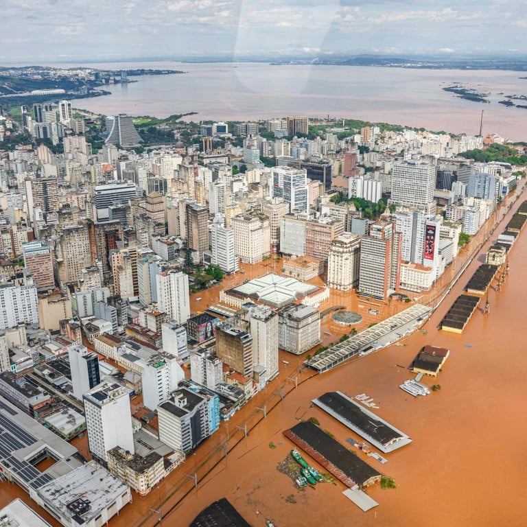 The #flooded cities of tomorrow's world are already here. Major flooding events and sea level rise are already built into the system with the current level of warming. Not the major global cities at this stage, but that's only a matter of time. #Brazil #BrazilFloods