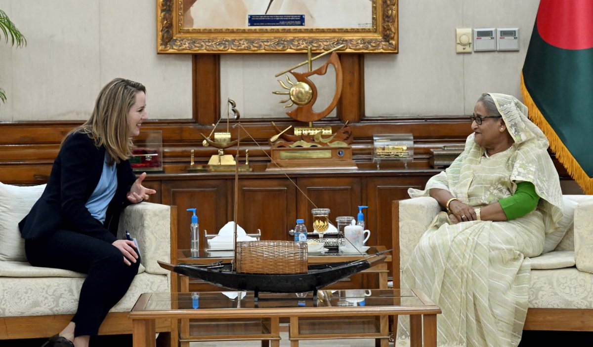 A great honor today to meet HPM Sheikh Hasina of Bangladesh, whose leadership helped create the Global Compact for Migration. She has a keen understanding of how safe, regular and orderly migration benefits communities, regions, and the world.