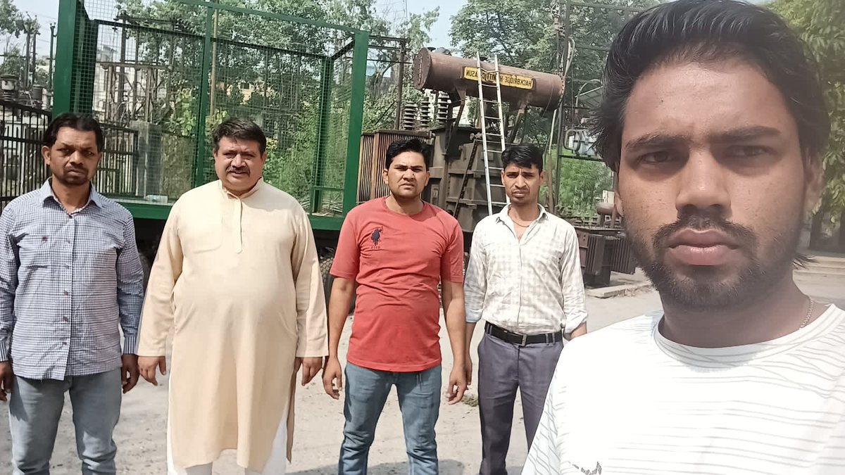 (07-05-2024) Team Ravana Door to Door knocking abhiyan at Patel Nagar-1 Substation Area Under EUDD-7, Ghaziabad. @UppclChairman @aksharmaBharat @UPPCLLKO @MdPvvnl @1912PVVNL @PVVNLHQ @EMofficeUP