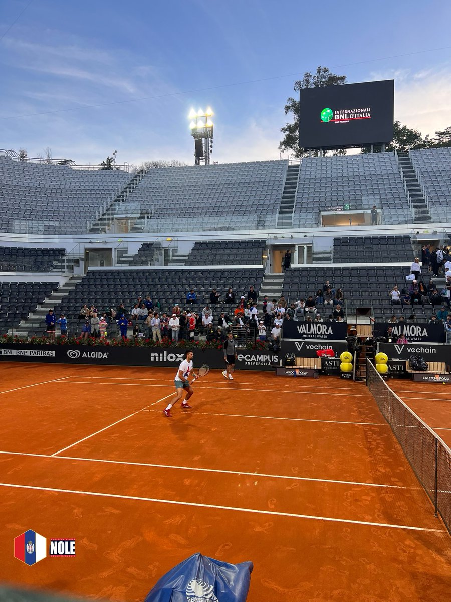 Into the spotlight✨
Night session in Rome!!
Always special🙌🏼🚀😍
@DjokerNole 

#NoleFam #Rome #IBI24