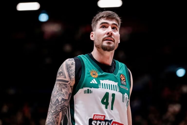 🚨👀INJURY REPORT: Wade Baldwin IV will not play game 5 tonight between Panathinaikos BC and Maccabi Tel Aviv. John DiBartolomeo is fine. Juancho Hernangomez returns to the court.
#EuroLeague #Eurolega #Panathinaikos #Maccabi #TelAviv #paobc #Basket