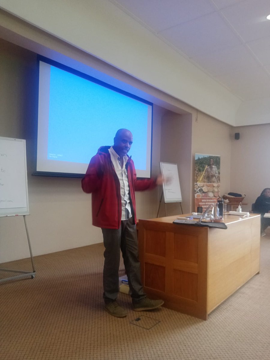 Mvu Ngcoya of UKZN sharing experiences of experiential #agroecology learning and urges that 'we need to open up the epistemic commons' for system transformation.