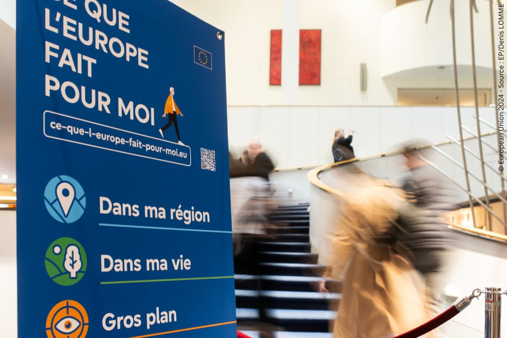 📷At #EuropeDay in the EP in Brussels, our EPRS colleagues answered your questions and shared examples of what Europe does for you. They also reflected on ways Europe could do even more. 👉Couldn’t make it this year? No worries! You can explore our website …europe-does-for-me.europarl.europa.eu