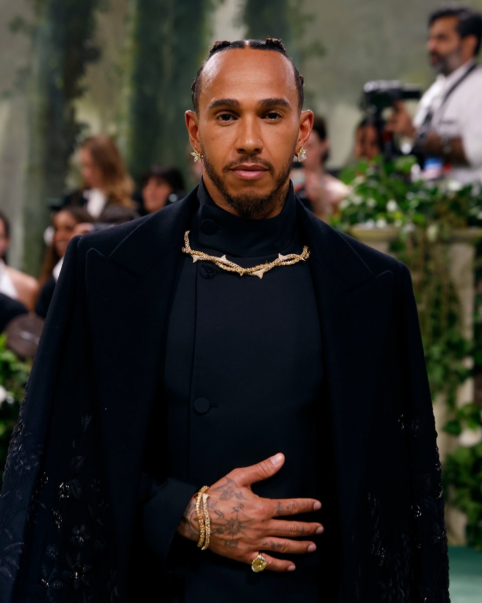 From Miami to the Met Gala Inspired by the legacy of John Ystumllym, one of Britain's first black gardeners, Lewis Hamilton's outfit carried important meaning at the famed fundraising event held last night in New York. #F1 #Formula1 #MetGala @LewisHamilton