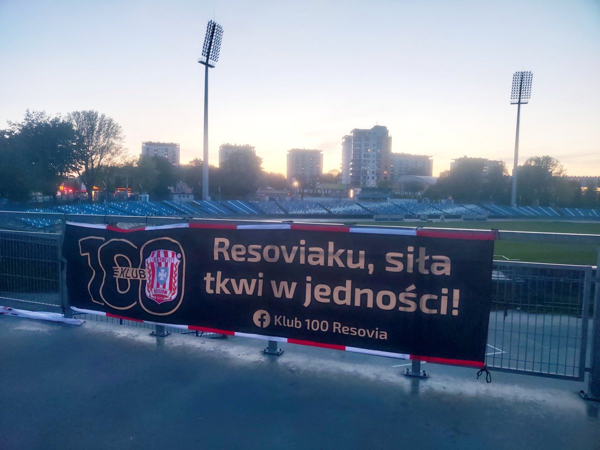 Resoviaku, siła tkwi w jedności! Dołącz do Klub 100 Resovia ✍️✅ 🔗 Więcej informacji cwks-resovia.pl/klub-100/