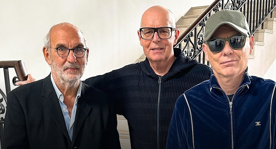 Visto ieri sera l'eccellente documentario di Alan Yentob PET SHOP BOYS - THEN AND NOW trasmesso sulla BBC lo scorso 16 aprile. E ha rafforzato la mia convinzione che Neil & Chris sono due monumentali artisti. Ascoltare i primi demo su cassetta è stato impagabile.