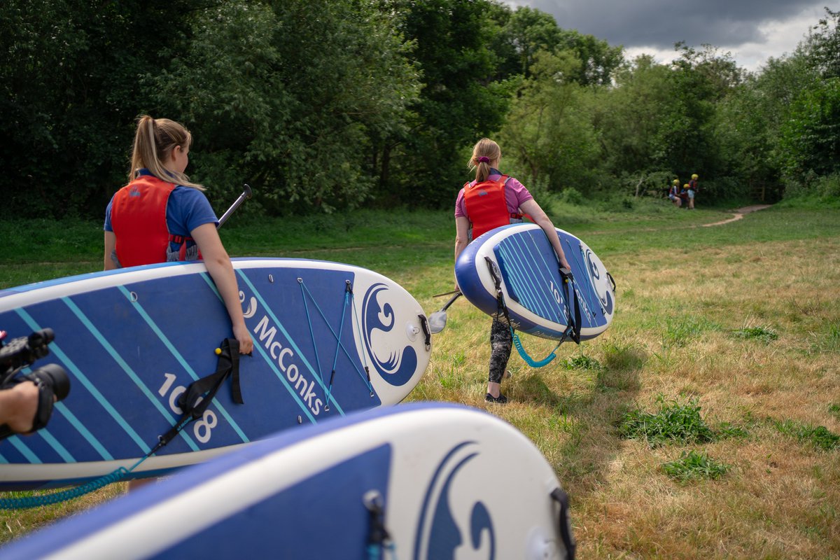 Park, SUP, picnic, walk into Monmouth! We have access to a private field that offers plenty of parking, great for picnics &amp; right on a footpath into Monmouth!
#standuppaddleboarding #AdventureAwaits #bankholidayweekend #familyfun