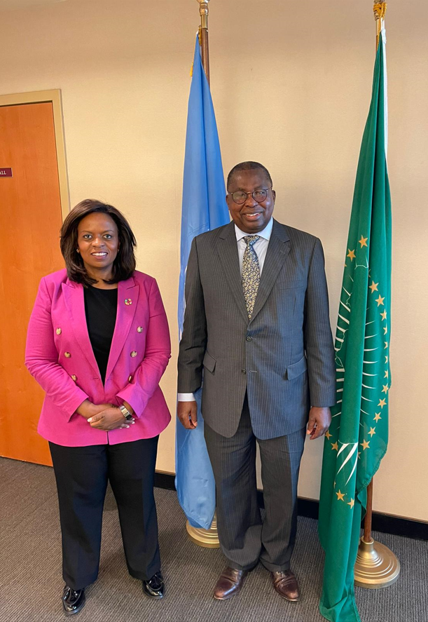 ASG and CEO of UN @globalcompact, @SandaOjiambo, held talks with H.E @AmbMuchanga, of @AU_ETTIM, on strengthening ties between the AUC and UNGC as an opportunity for advancing #SDGs & #Agenda2063 active participation in #GABI. 🤝🌍 #UnstoppableAfrica | gabi.unionglobalcompact.org