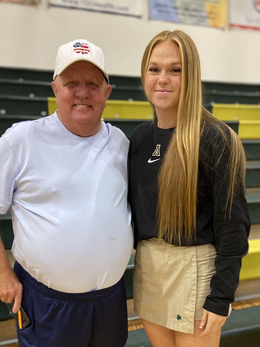 🇺🇸Emma Wyman #9 RHP🇺🇸 tweet media