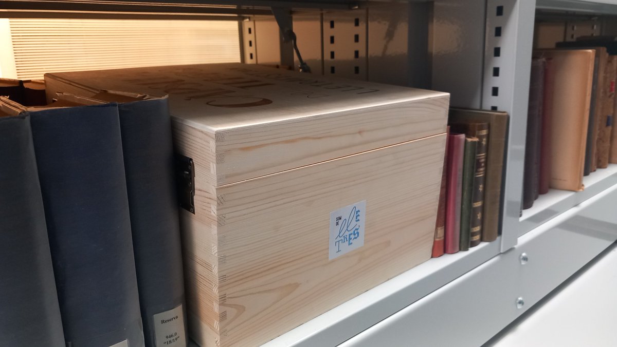 Càpsula del Temps de la @lletresurv. Fins d'aquí a 20 anys!

#SomDeLletres