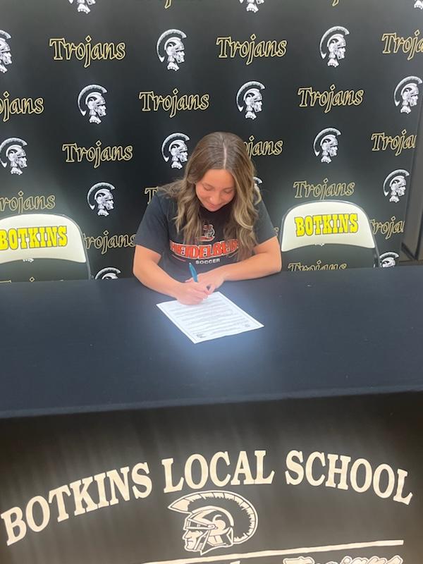 Camdyn Paul is a school record holder, a 2 time WOSL POY, an All-Ohioan and now she’s a Student Prince! Congratulations Cam on your commitment to Heidelberg! #ForeverATrojan <a href="/bergsoccer/">HU Women's Soccer</a> <a href="/camdyn45562403/">camdyn</a>