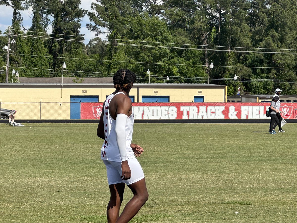 Region Champs 10X🏆
<a href="/tquinn40/">Terry Quinn</a> <a href="/1Jfleming/">Jacarre’ “ Smoke “ Fleming</a> <a href="/keydhicks/">Keylan Hicks</a>