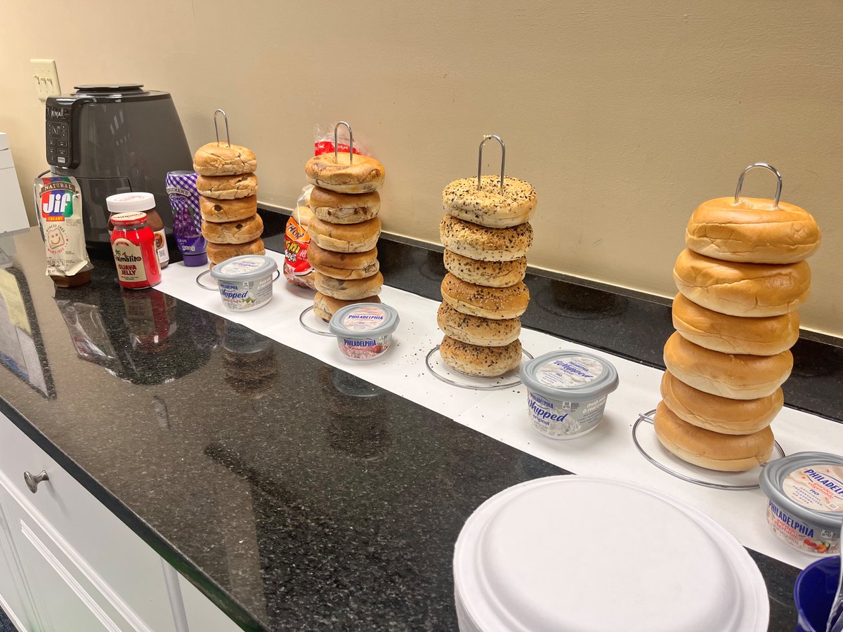 #AdministrativeProfessionalsDay 🖥📠📥🖇 was yesterday. I cared so much I didn't even know. 🤦‍♀️😂

Due to all day meetings yesterday, the office is celebrating today with a bagel bar. Inspired by @Pinterest . 🥯🥰