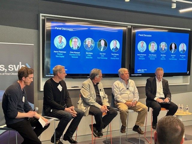 We had a great time Tuesday night gathering CISOs around Boston to discuss the latest evolution in AI and how it affects cybersecurity! 😁 Big thanks to @SiliconVlyBank Boston and Christopher Morrison for organizing, and Aaron Fleishman of Tola Capital for hosting the panel.