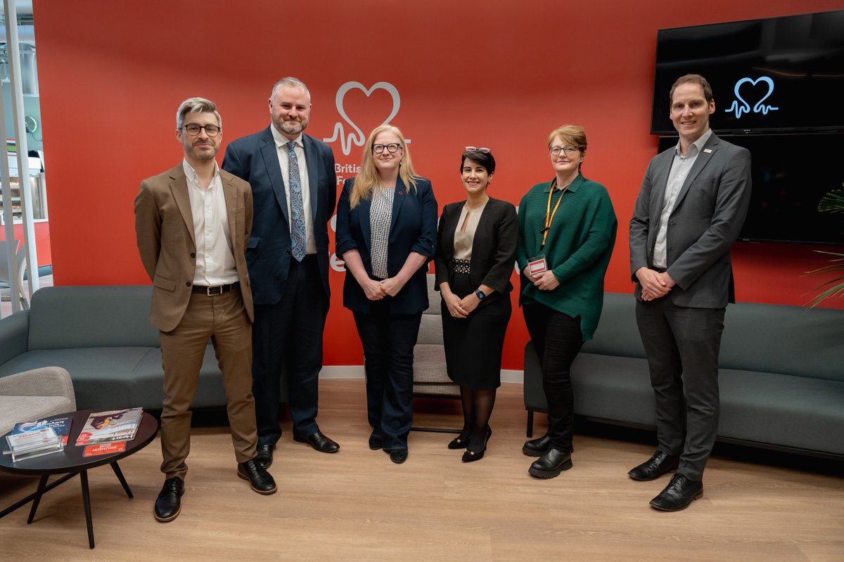 Great to host Minister for Health & Secondary Care @Andrew4Pendle @TheBHF yesterday, talking long term NHS workforce planning with @CR_UK, @macmillancancer, @asthmalungUK, @TheStrokeAssoc, @RCPhysicians - we need a strong cardiac workforce to address the growing heart care…