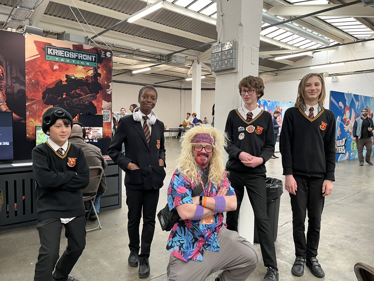 Computing_PLS's tweet image. Watching the #DigitalSchoolhouse #Splatoon3 finals @WASD_0x today and cheering on all the students! Good luck to the finalists! Maybe next year for @Prendergast_PLS! #Esports