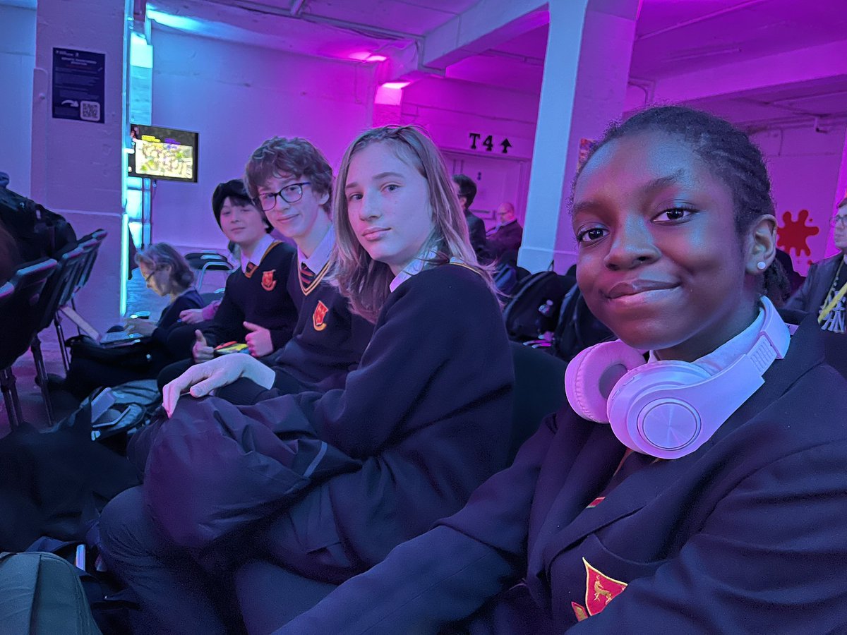 Computing_PLS's tweet image. Watching the #DigitalSchoolhouse #Splatoon3 finals @WASD_0x today and cheering on all the students! Good luck to the finalists! Maybe next year for @Prendergast_PLS! #Esports
