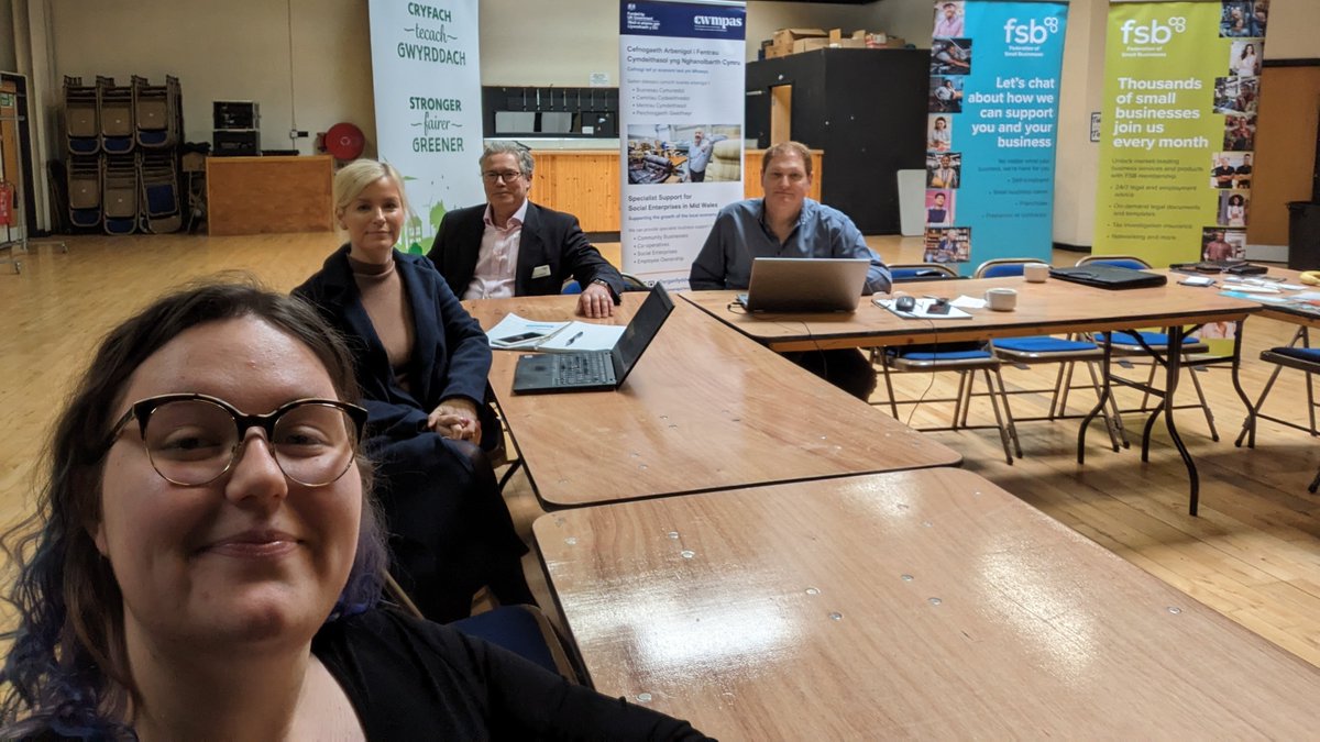 Thank you to @PowysCC for inviting us to their Machynlleth drop-in session today. It was great to speak to the other organisations who were represented and to everyone who stopped in! @Cwmpas_Coop @FSB_Wales @GrowInPowys