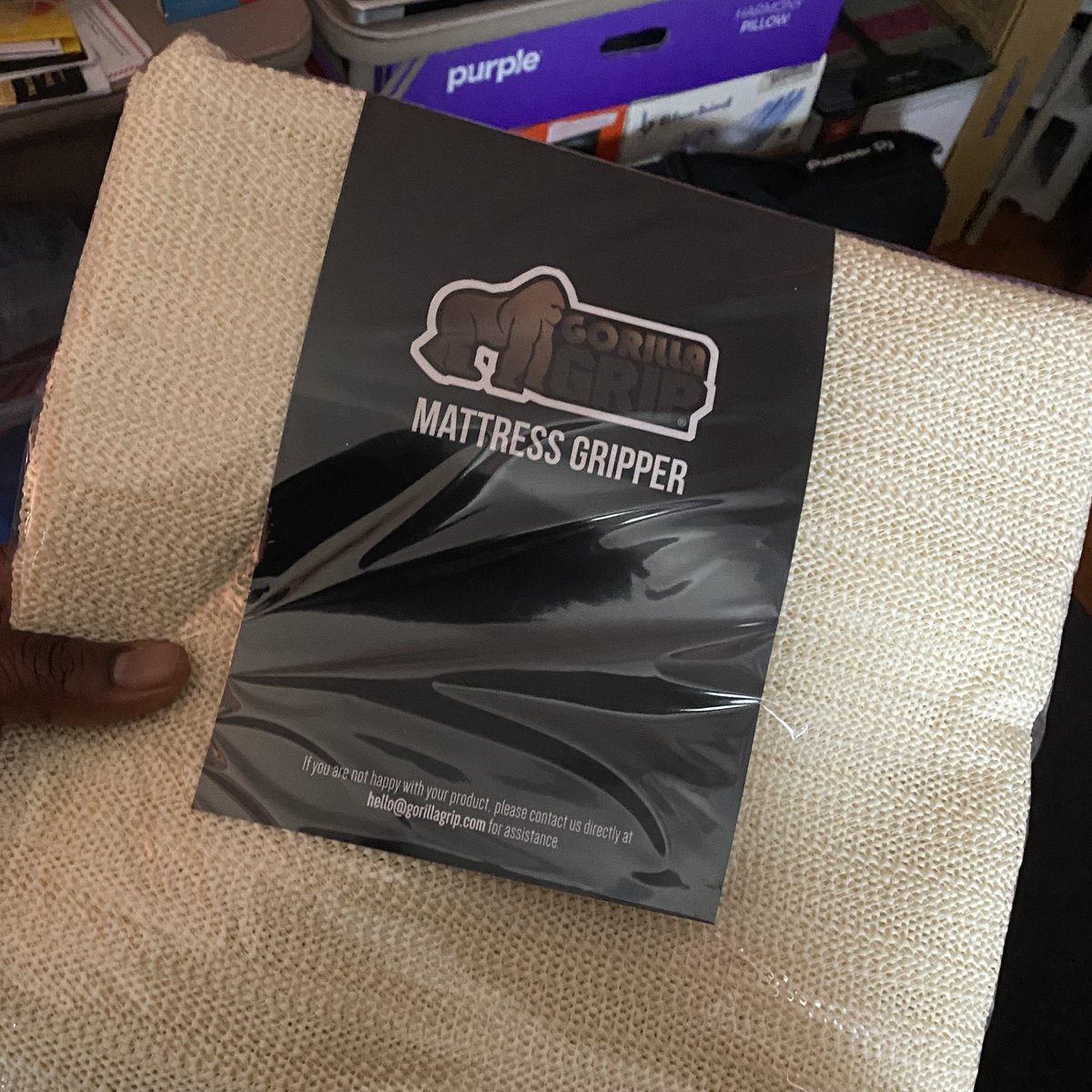 djsirjayboogie's tweet photo. I’m so damn tired of this mattress slipping off this box spring… #GorillaGrip #MattressGripper

THIS SH*T BETTER WORK!!! https://t.co/RDtGXiJ700