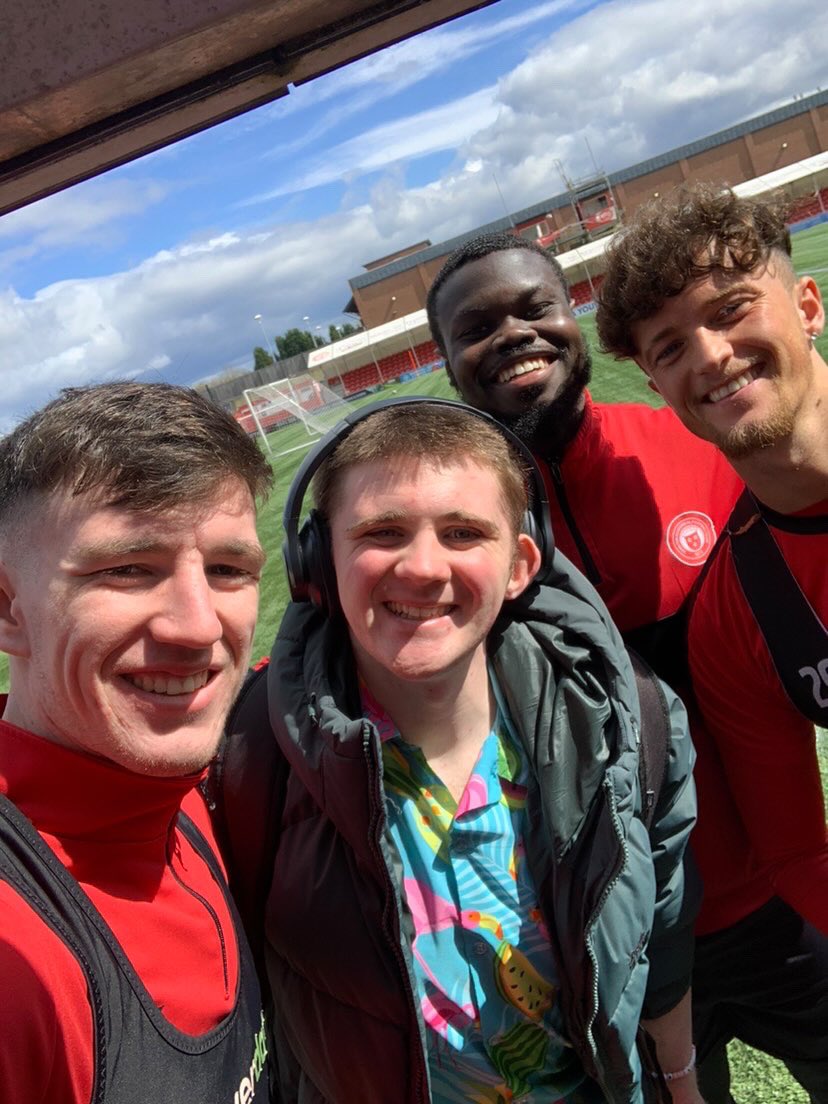 Today, we had the pleasure of welcoming Accies fan Luke to NDP for an insider’s look at our training session as we prepare for this weekend’s match against Alloa. 🔴⚪️