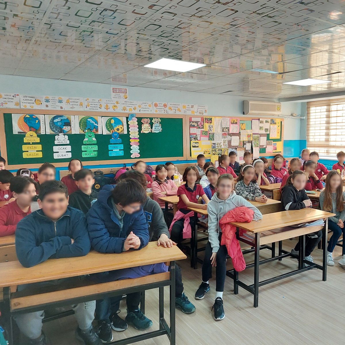 ENKA İstanbul İlkokulu 4. sınıf öğrencileri PYPx Eğitim grubu, PYP projesi kapsamında Eyüpsultan ilçesinde bulunan Mustafa Kemal İlkokuluna bir kütüphane kurdu! Aralarında mentor öğretmenlerin bulunduğu 9 öğrenciden oluşan bu grubun başarısını paylaşmaktan mutluluk duyuyoruz.