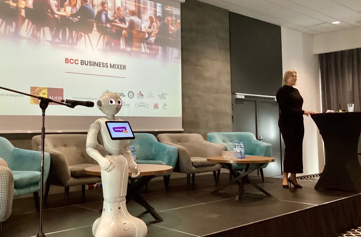 BCCorg's tweet photo. W #Uniejów startuje wyjątkowe, ogólnopolskie wydarzenie, #BCCMixer. Prawie 200 przedsiębiorców – prezesów, członków kadry zarządzającej i właścicieli firm z całego kraju.
#BCCorg Mixer to 
👍Wymiana doświadczeń
👍Nowe kontakty
👍Inspirujące rozmowy https://t.co/Foj9bUeBep