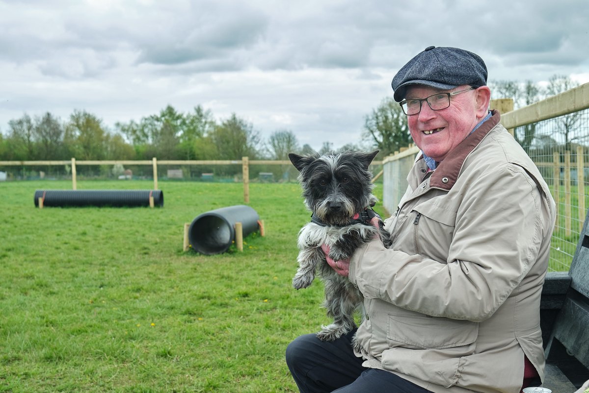 A new dog park has been opened at Dungannon Park, dedicated to dog owners and their pets for off lead exercise. Two enclosures are available, one for small dogs (up to 13.5kg) and one for larger dogs (13.5kg and above). For more info and park rules, visit: midulstercouncil.org/news/news-arch…
