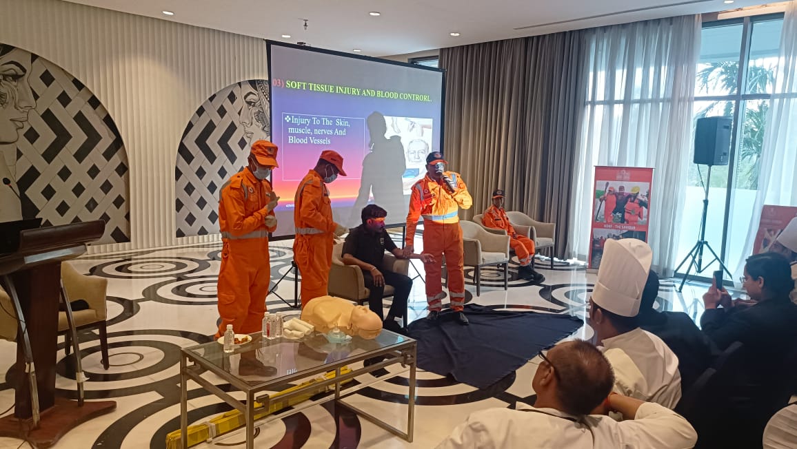 05NDRF's tweet photo. #DMprogram
"Empowering communities through knowledge!
#05BnNDRF team conducted a comprehensive Disaster Management program at Westin Hotel, Koregaon Park, Pune, emphasizing preparedness and safety.
#DisasterManagement #CommunitySafety
@ANI
@sdmamaharashtra
@NDRFHq
@ndmaindia https://t.co/ss5Bn5f9Wy