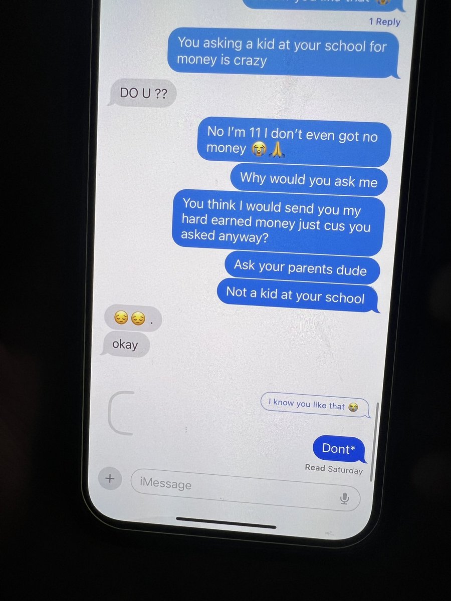 DontWorryBoutB's tweet image. this is my son’s phone. the girls are starting too early 🥹🥴