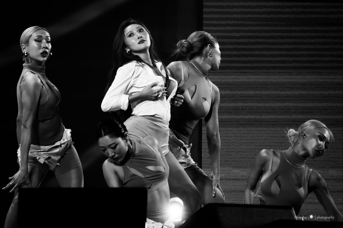 Mine_bay99's tweet photo. HWASA the 1st FANCON TOUR [Twits] in Seoul

#MAMAMOO #HWASA #마마무 #화사 https://t.co/rbDL5HSLV8