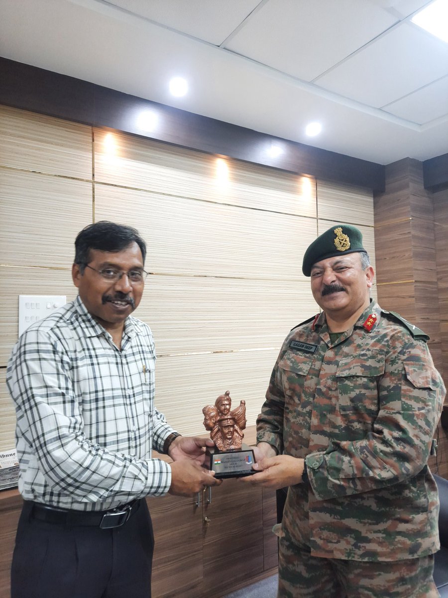 Maj Gen Gagan Deep, ADG NCC DTE NER, visited Cotton University, Guwahati on 25 April 24. He met the Vice Chancellor, Prof Ramesh Chandra Deka and discussed future expansion plan of NCC in institution. He also met the newly appointed CTO.