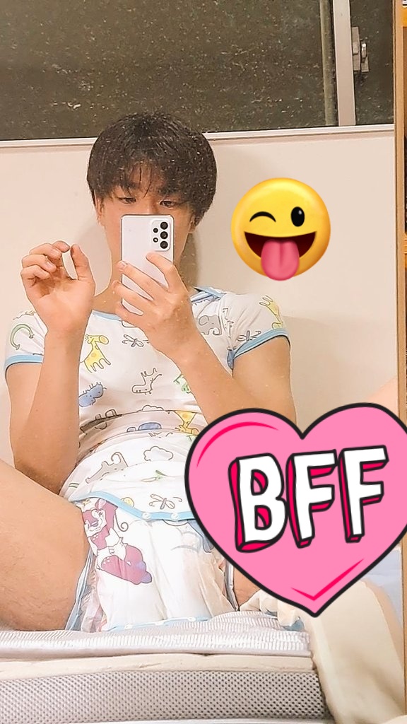 眠たい…#abdl #abdlboys #diaper #diaperwetting #おむつ