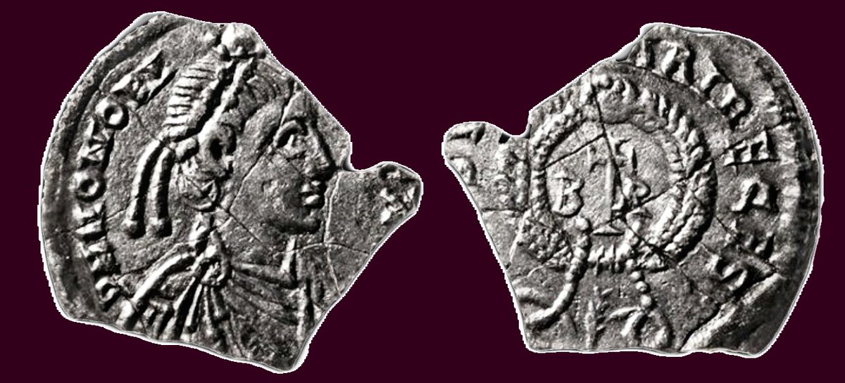 FCMart1n's tweet photo. A tod@s nos soa iso de que o reino #suevo da #Gallaecia foi dos primeiros estados sucesores do Imperio Romano en cuñar moeda.
Abofé, é historicamente relevante que Requiario (448-456) fixese estampar o seu nome en silicuas coma esta, a mediados do século V…➡️ https://t.co/4b1MWe0Ej0