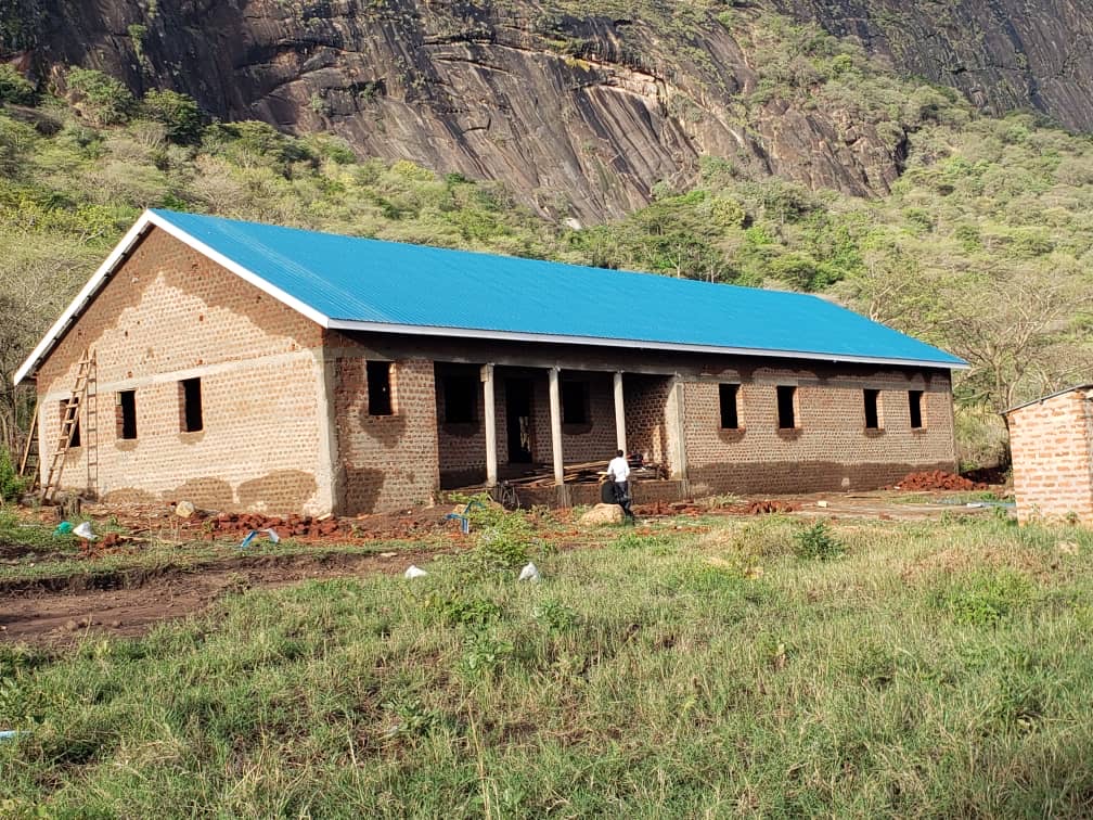 Oversees focus... The roofing of dormitory is now finished! Angelo and all the staff at SAFE HAVEN ACADEMY in Uganda send a big thanks and blessings to Gateway for the great financial support we have given to the school there.