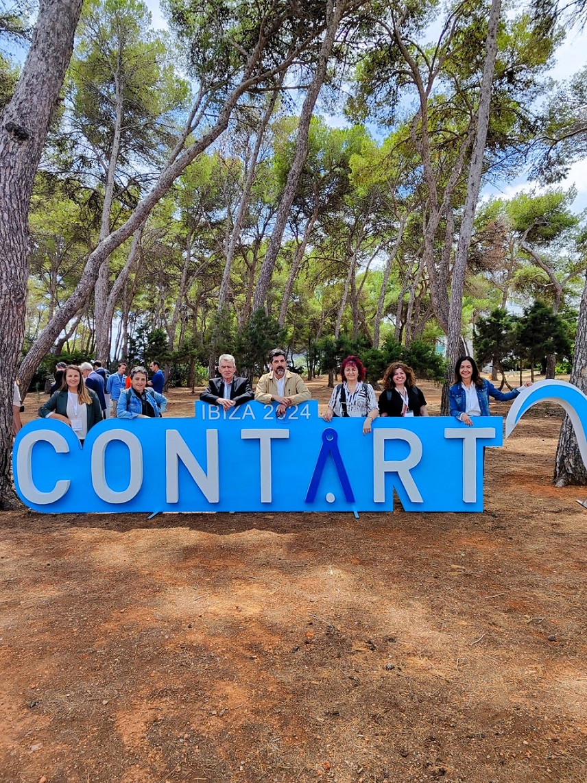 aparejastur's tweet photo. Nuestro compañeros #AparejadoresdeAsturias disfrutando de un merecido descanso antes de comenzar las siguientes conferencias de @CONTART2024
#CONTART https://t.co/Hq6LQ1Uv1K