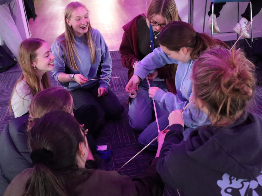 PipersSixthForm's tweet image. Great to see our #PipersSixthForm working on their kite for our whole School #KiteFlyingFestival on Wednesday 1 May, where we will be raising money for @MSF, the international, independent, medical humanitarian organisation. Well done team! #PipersCommunity 🪁🪁