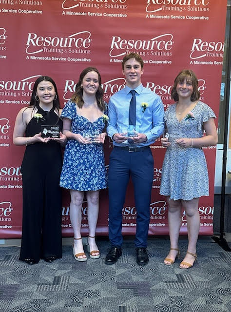 Congrats to our STMA students who were honored at the Students of Excellence Recognition Event! We are grateful for their outstanding leadership, excellent character, and hard work! The award recipients are Rachel Heil, Ella Olson, Taylor Olson, & Connor Riesgraf. #knightspride