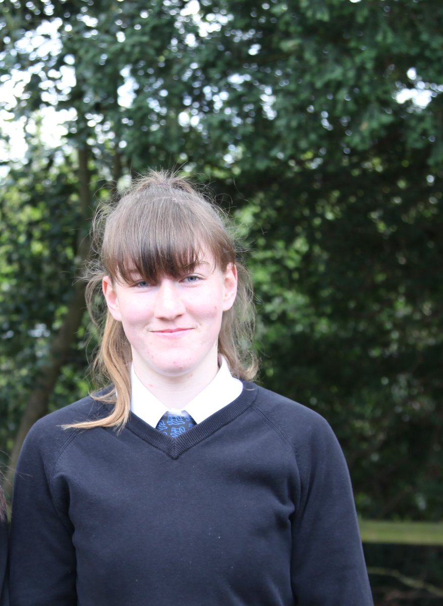 Student Spotlight! 🌟 Meet Niamh, our y13 student who this season has been selected to represent Ireland Under 21 Rugby in the 2023/2024 season! 🏉 We want to congratulate Niamh and wish her all success for the upcoming U20s Six Nations held in Italy in July! #AMDG #Rugby